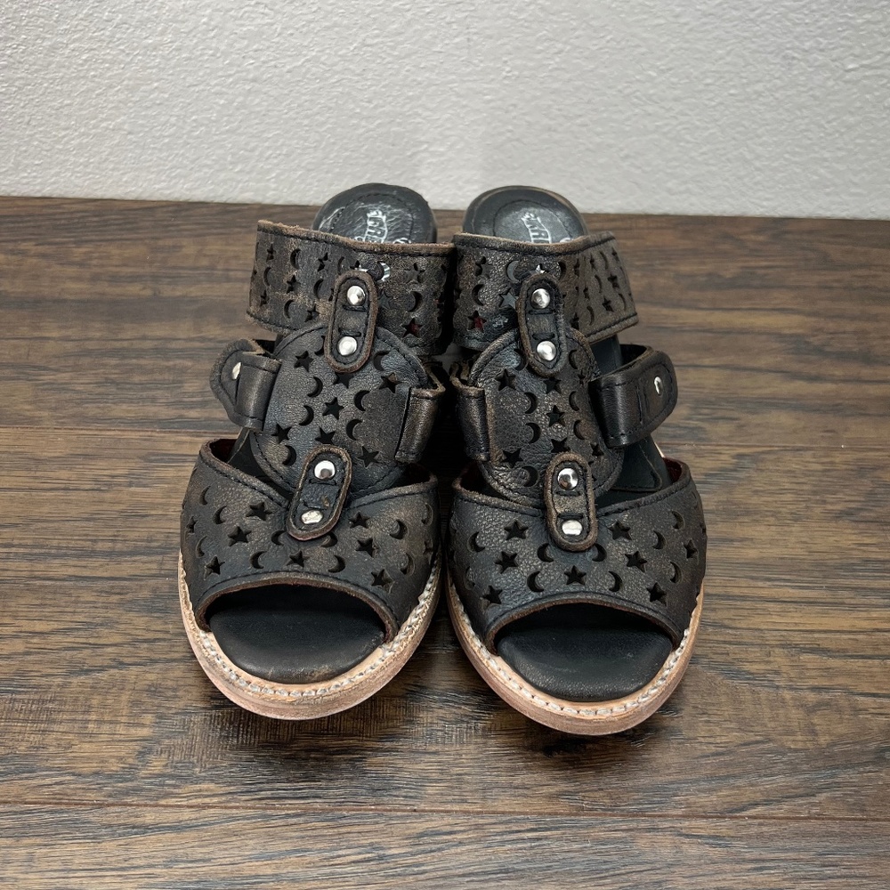 Size 7 Freebird Moonstar Dark Brown Leather Perf Sandals